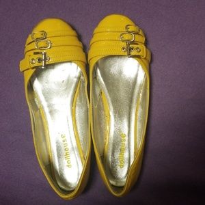 Women's Yellow Flats